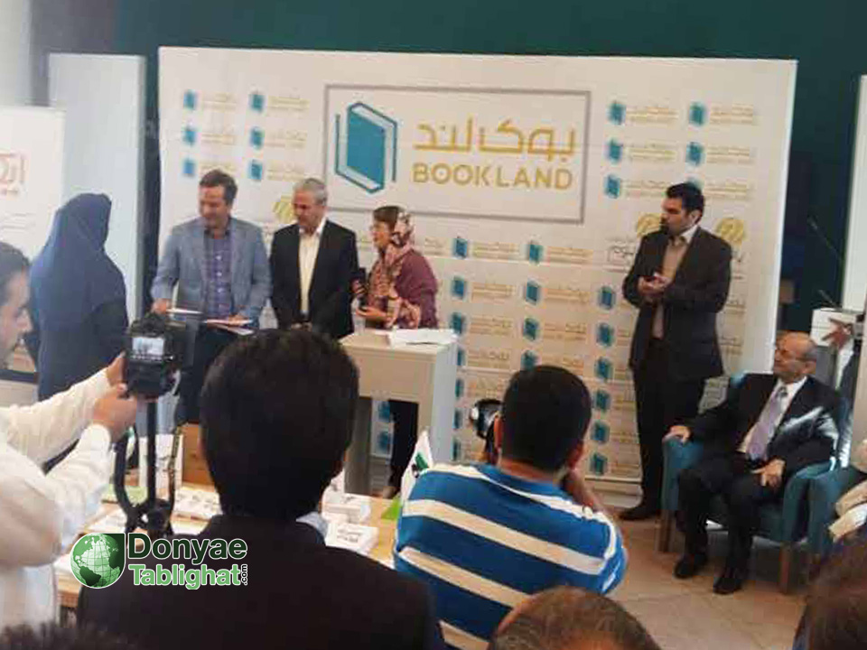 عکس تصاویر جدید اضافه شد / با حضور اساتید و هواداران، کتاب با بزرگان بازاریابی ایران تالیف امیرحسین نوریان رونمایی شد 7