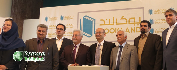 ROOSTA در نحوه تهیه کتاب "با بزرگان بازاریابی ایران" / توزیع رسمی کتاب در بوکلند پالادیوم آغاز شد