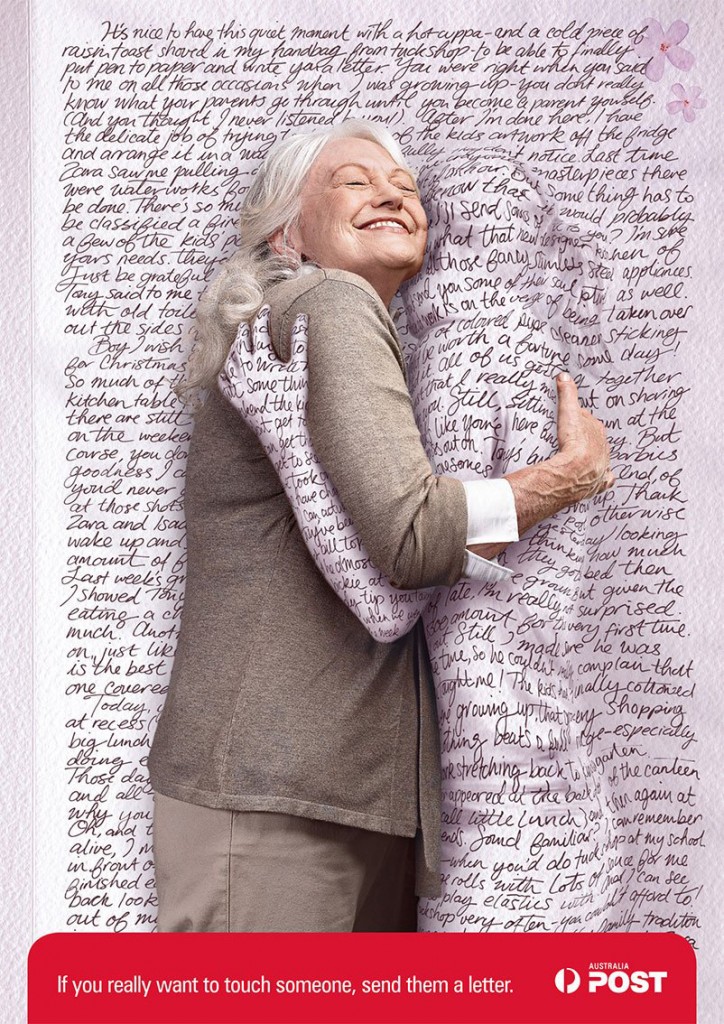 australia_post_mum_hug